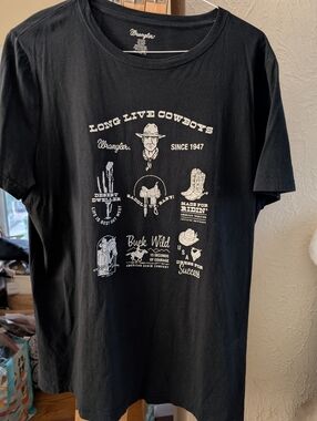 Wrangler Black Short-Sleeve 'Long Live Cowboys' Graphic Tee